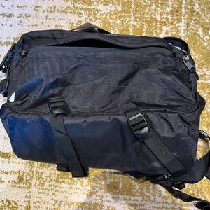 DSPTCH Slingpack - RND Edition - Black Dyneema